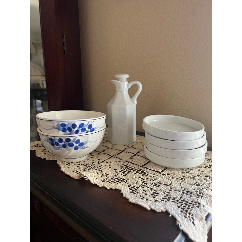 VTG 7 piece Asian Dinnerware Set